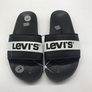 levi's slides